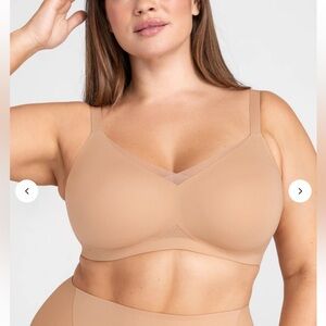 HONEYLOVE Liftwear CrossOver Bra - Color Sand - Size 1X